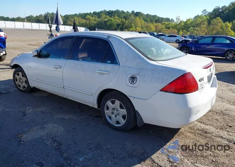 2007 Honda Accord 2.4 Lx from USA, damaged, VIN 1HGCM56447A001182